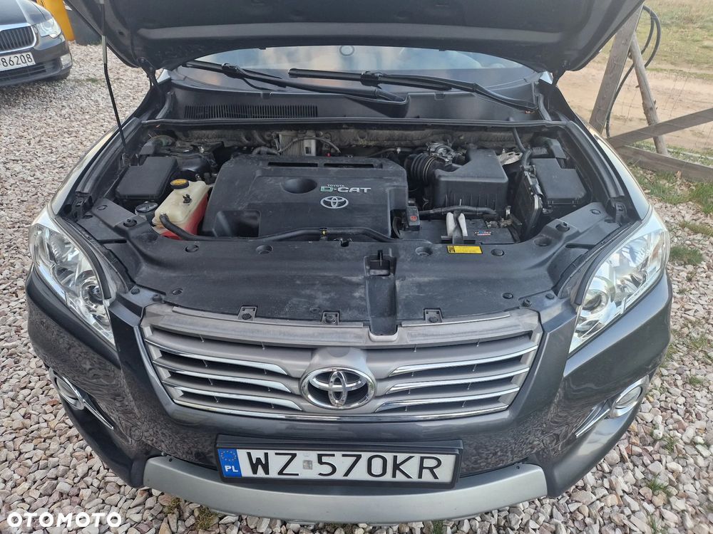 Toyota RAV4 2.2 D-4D 4x4 Automatik Executive - 18