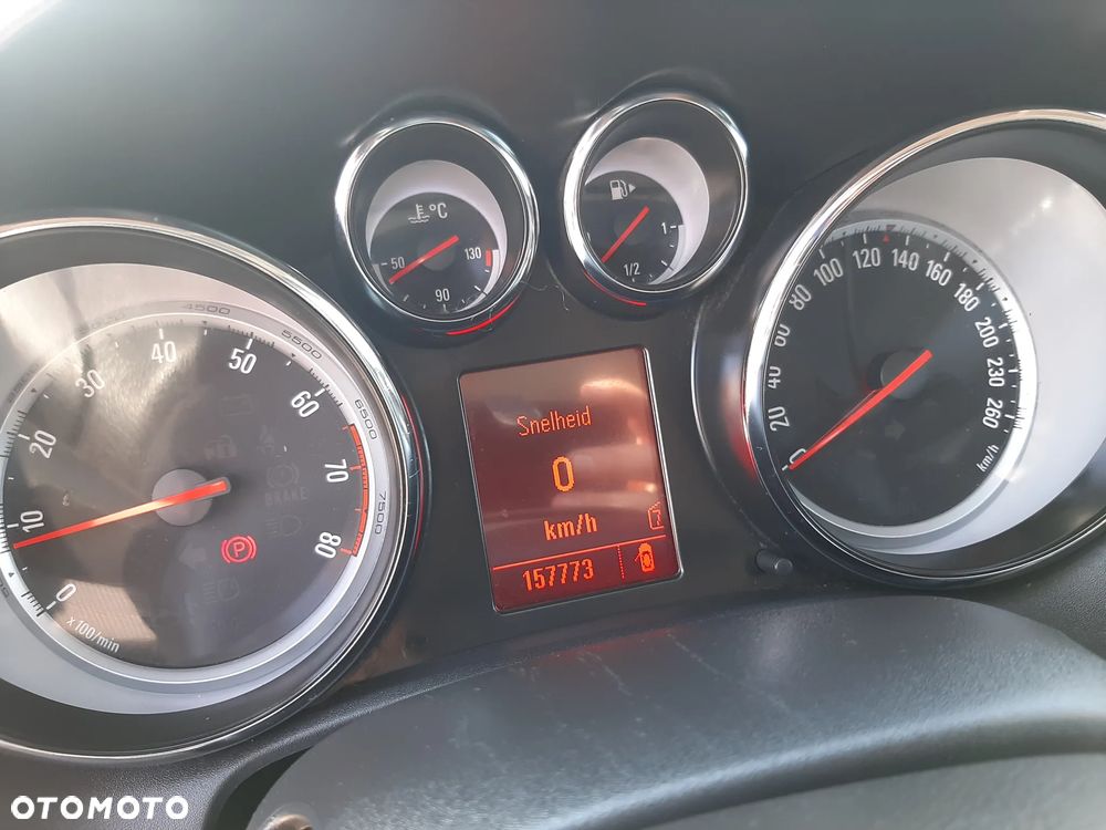Opel Astra 1.4 T Cosmo - 17