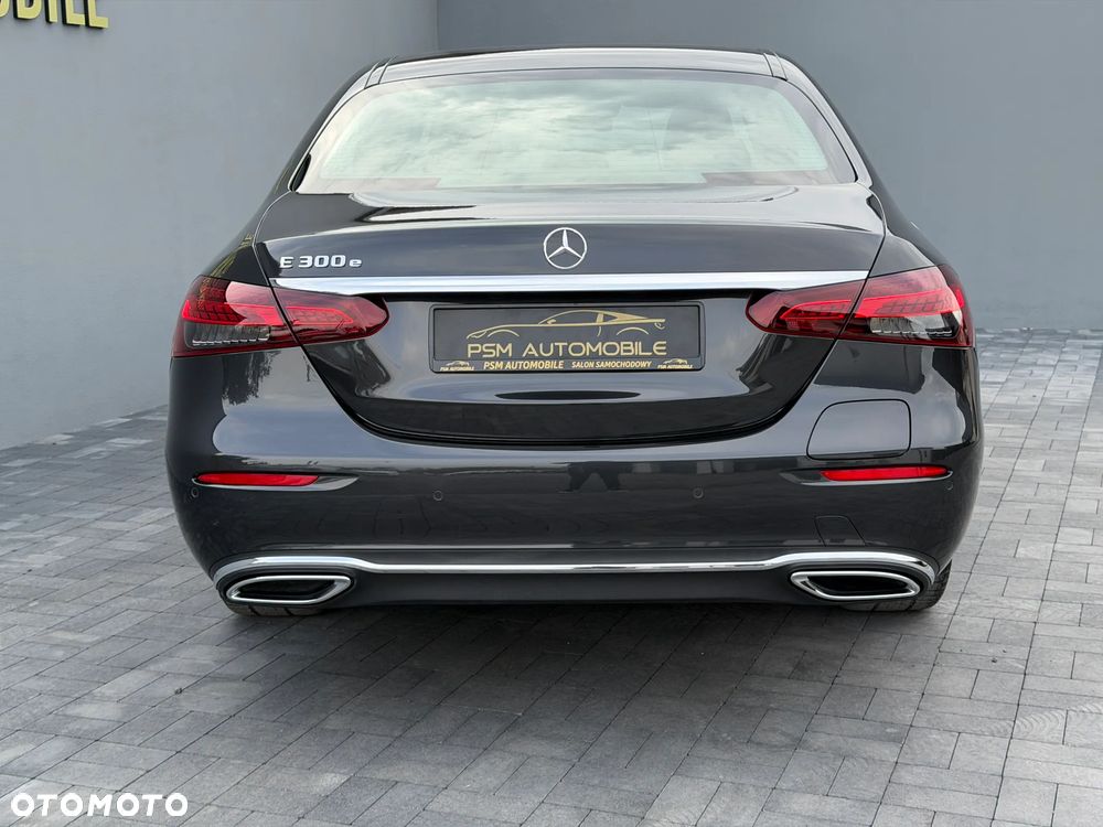 Mercedes-Benz Klasa E - 11