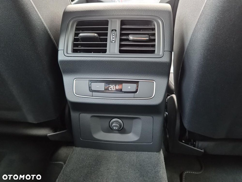 Audi Q5 50 TFSI e Quattro S Line S tronic - 25