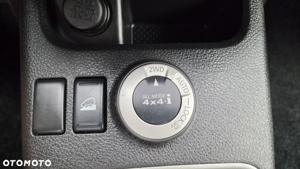 Nissan X-Trail 2.0 dCi 4x4 DPF XE - 13