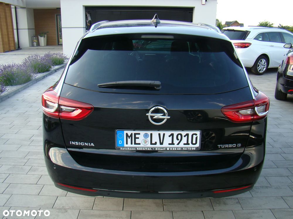 Opel Insignia 2.0 CDTI ecoFLEX Start/Stop Innovation - 10