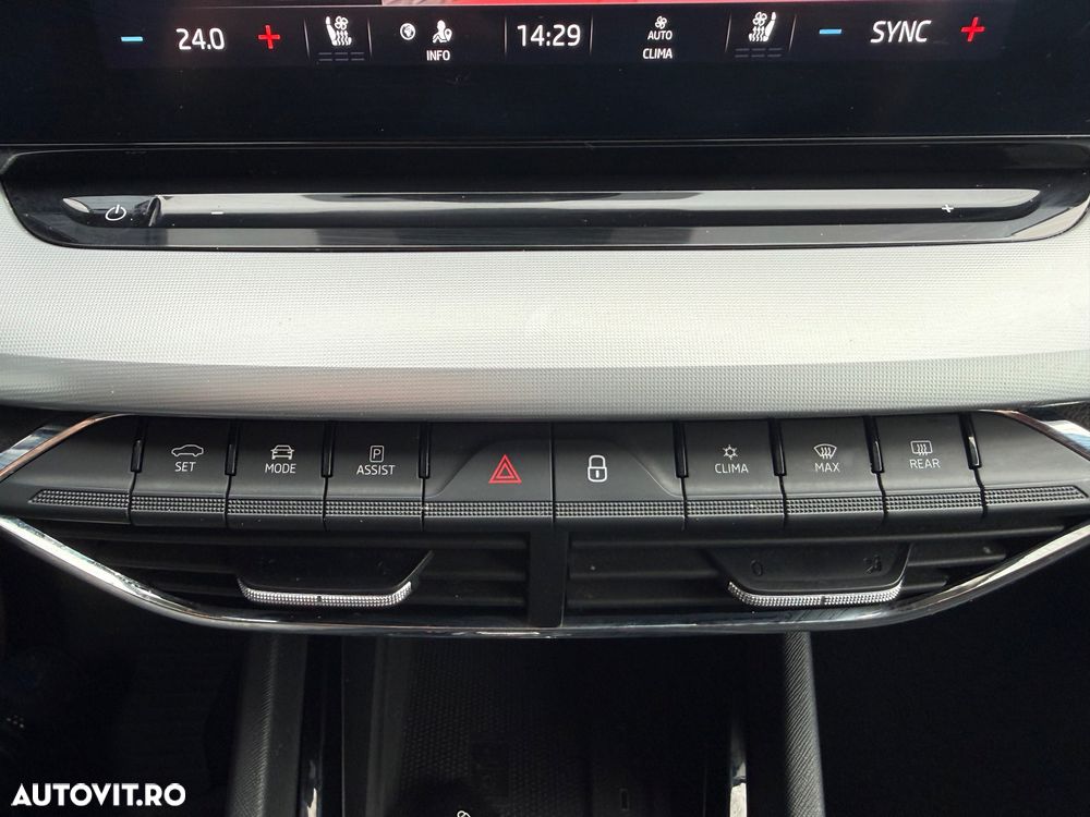 Skoda Octavia 2.0 TDI DSG Style - 28