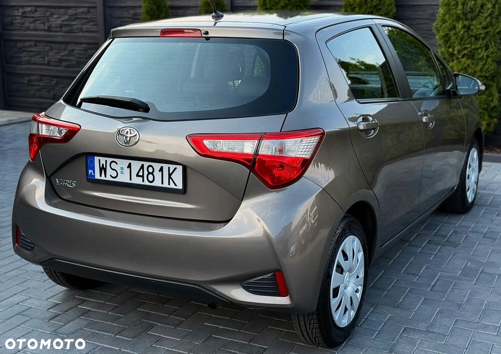 Toyota Yaris 1.0 Active EU6 - 6