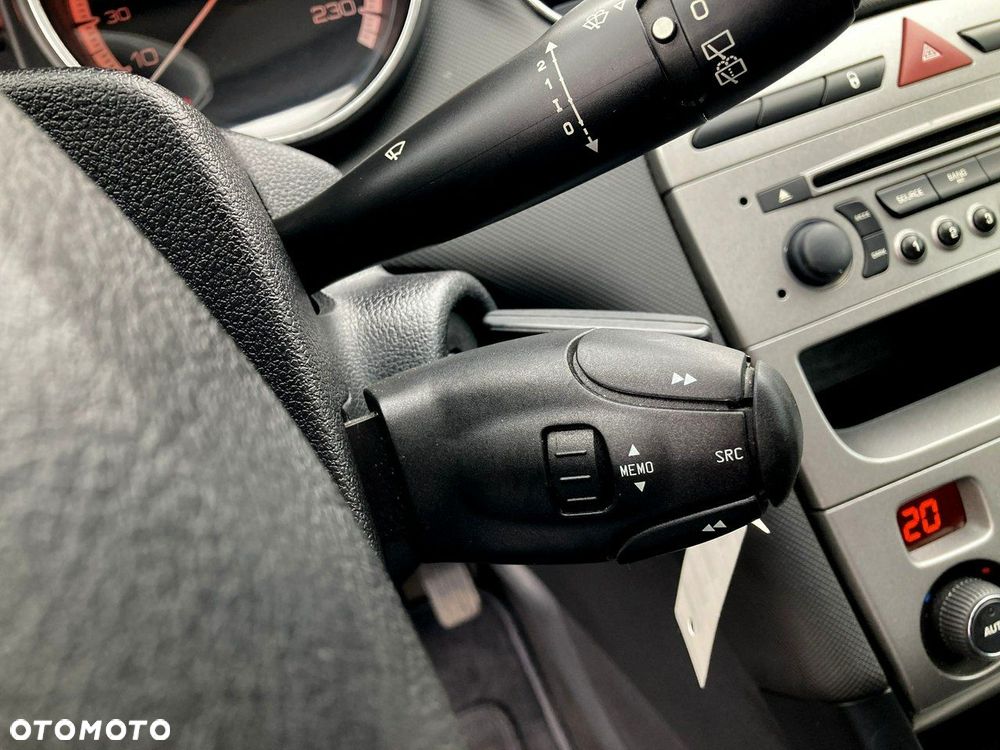 Peugeot 308 120 VTi Style - 19