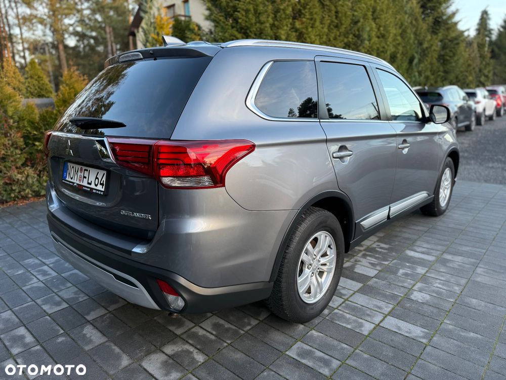Mitsubishi Outlander - 5