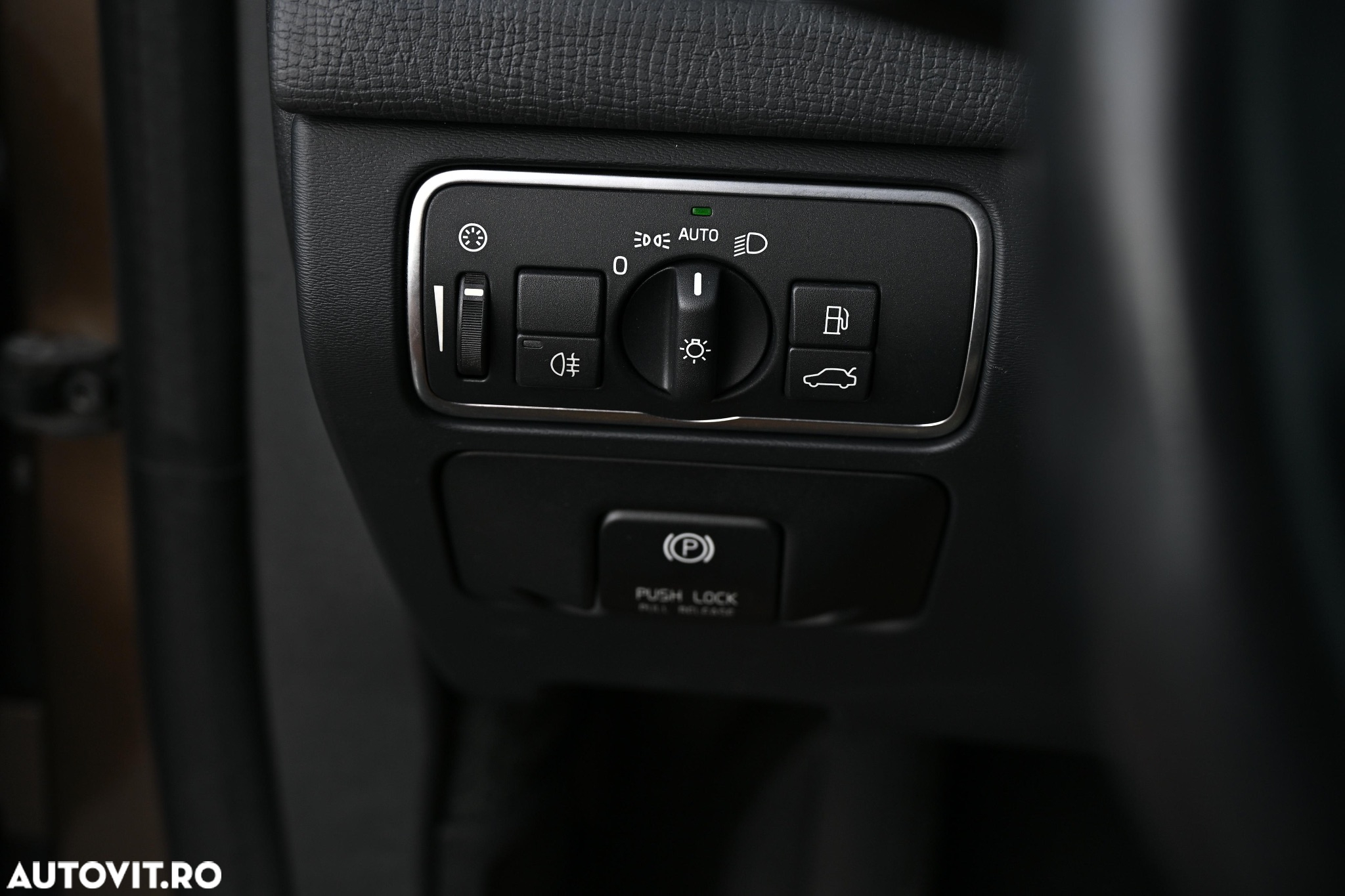 Volvo XC 60 D5 AWD Aut. Summum - 33