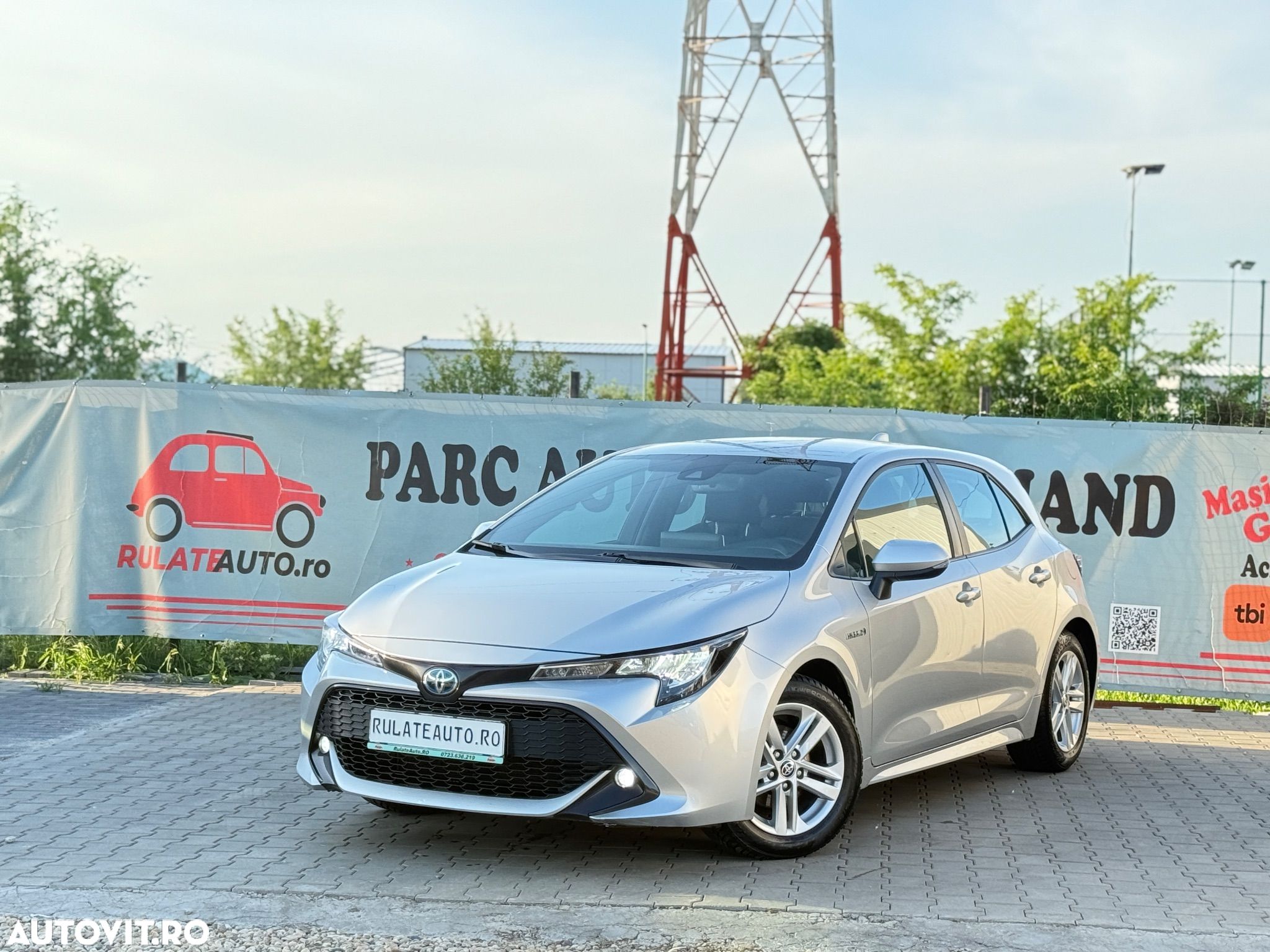 Toyota Corolla 1.8 HSD Dynamic - 1