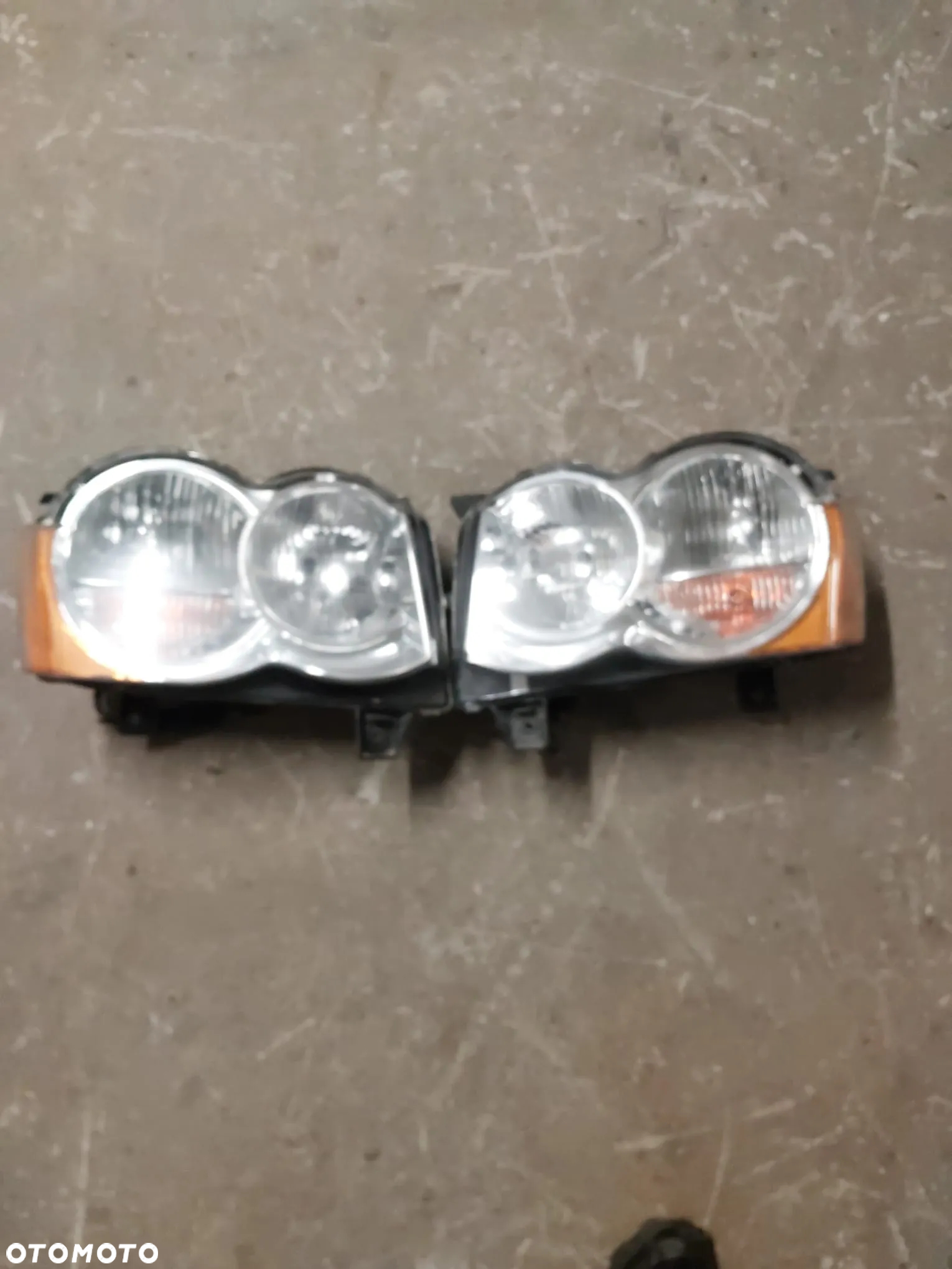 jeep grand cherokee wk lift lampy przod usa - 3
