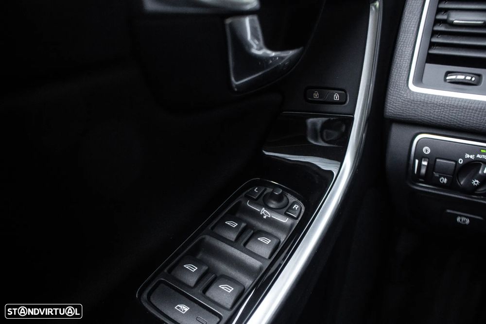 Volvo XC 60 2.0 D3 Dynamic Edition - 17