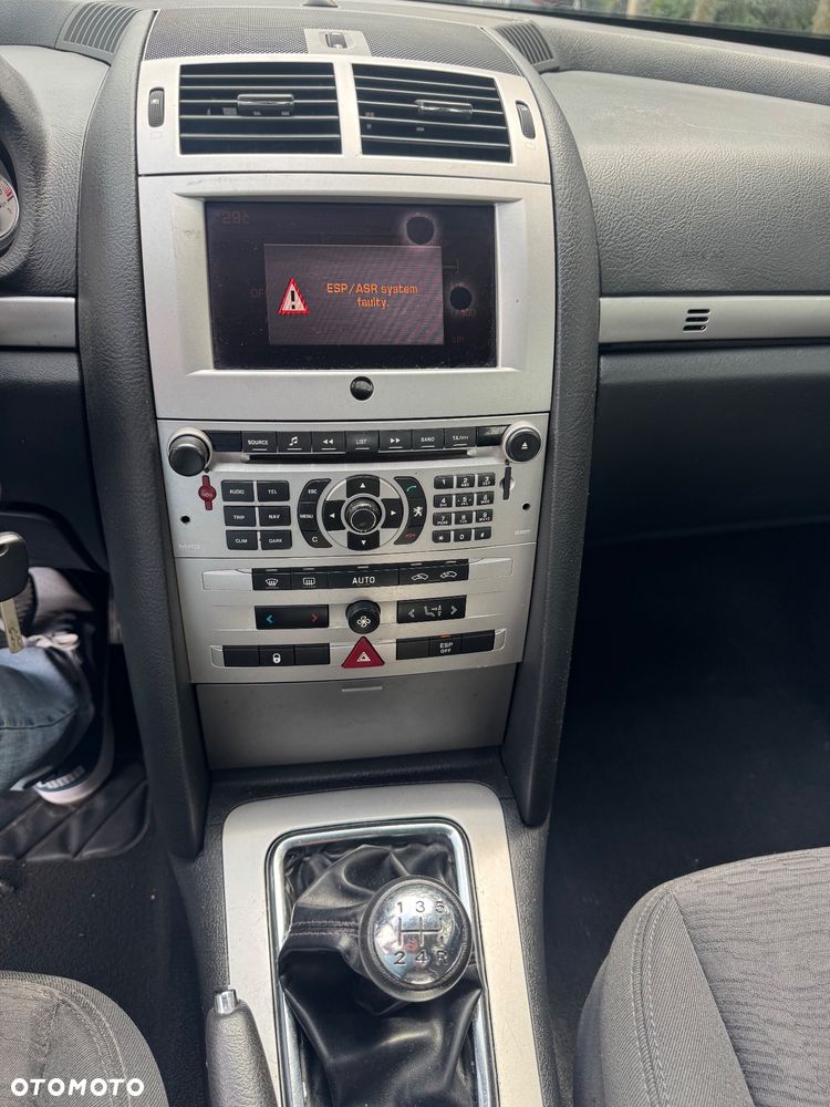 Peugeot 407 HDi 110 Premium - 14