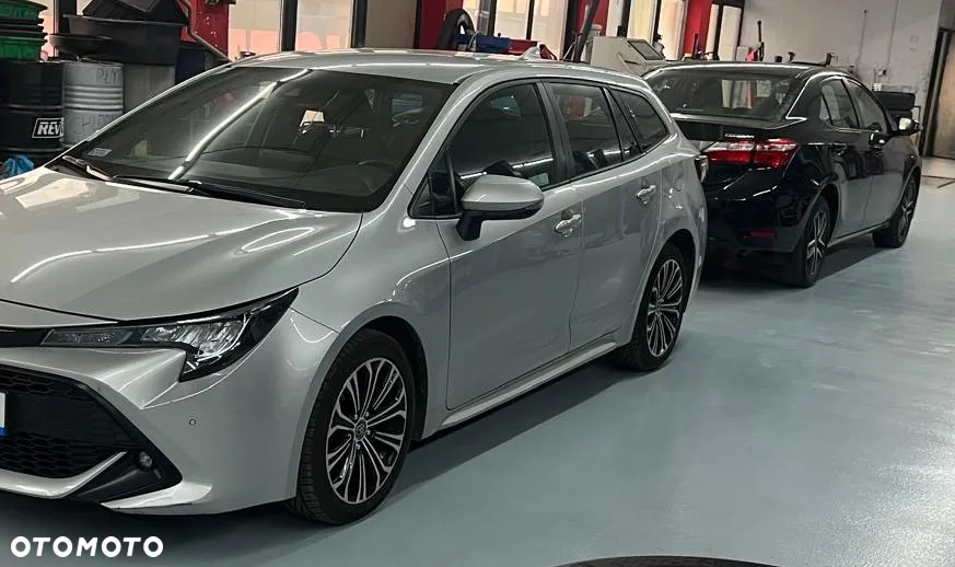 Toyota Corolla 1.6 Active - 19