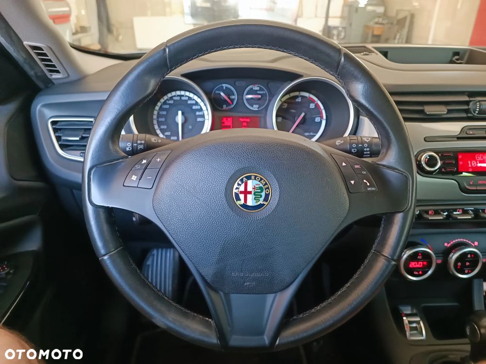 Alfa Romeo Giulietta 2.0 JTDM 16V TCT Turismo - 14