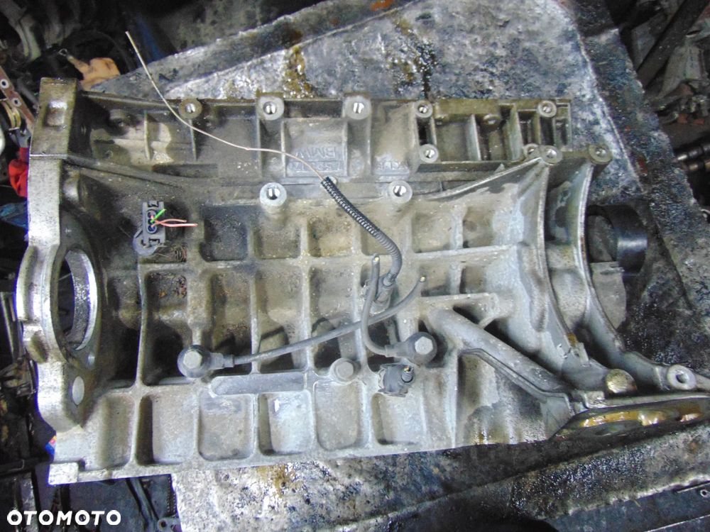 Blok silnika BMW n45b16 7523170 - 6