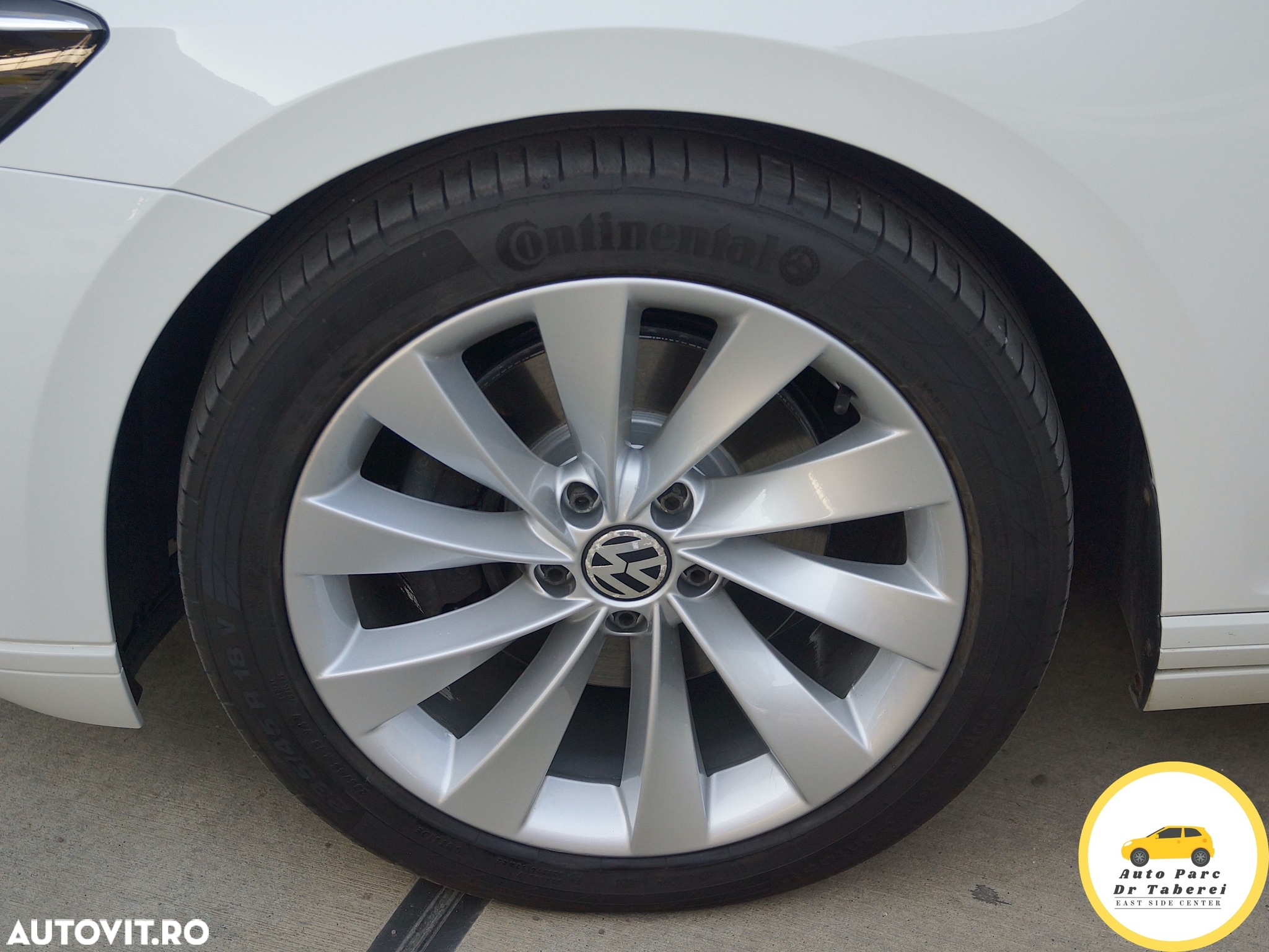 Volkswagen Passat Variant 2.0 TDI SCR DSG BlueMotion Comfortline - 36
