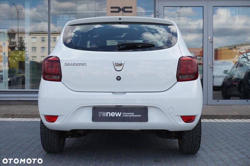 Dacia Sandero 1.2 16V Laureate - 24