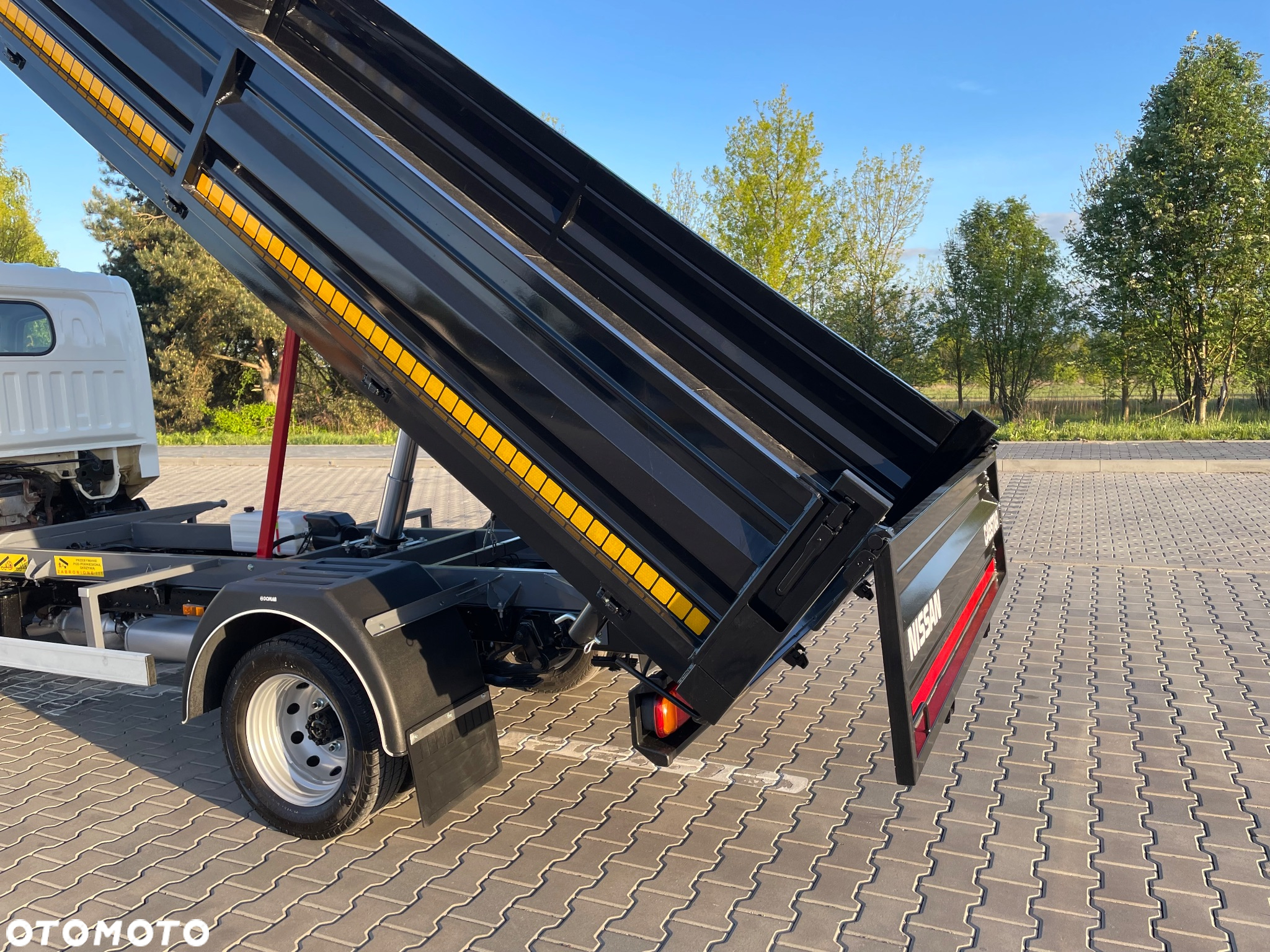 Nissan Cabstar - 16