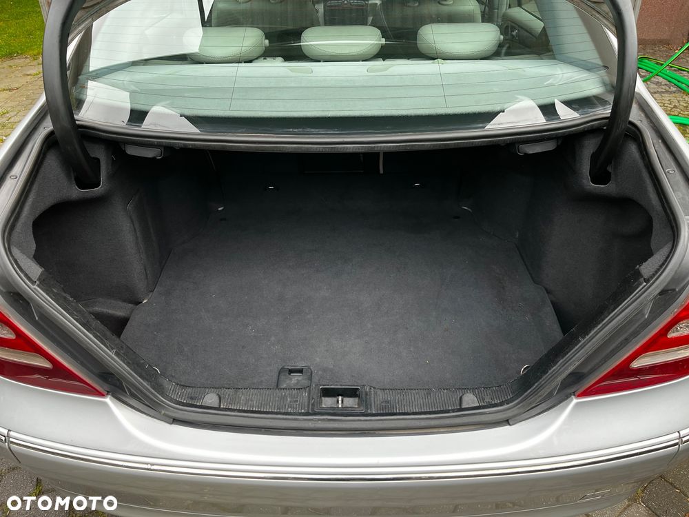 Mercedes-Benz Klasa C 200 CDI - 8