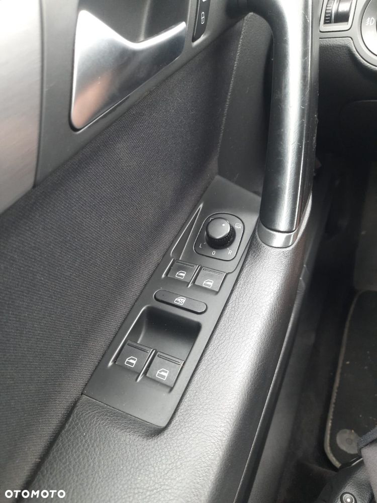 Volkswagen Passat - 5