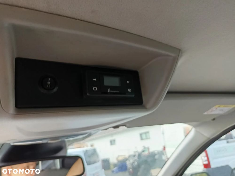 Ford Transit Custom 290 L2H1 Limited - 11