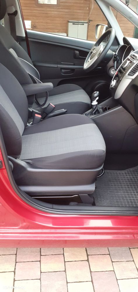 Kia Venga 1.4 L - 7
