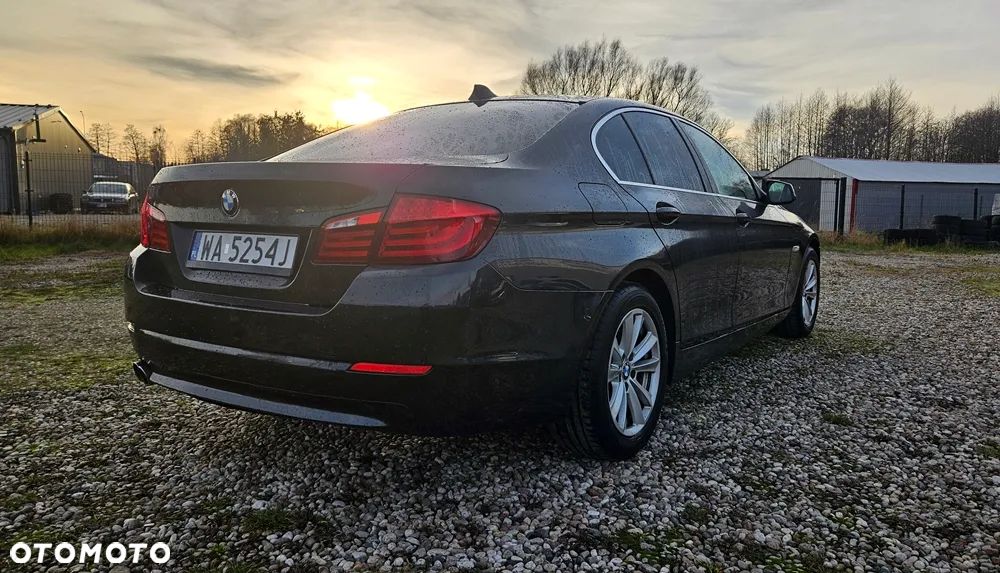 BMW Seria 5 520d Modern Line - 4