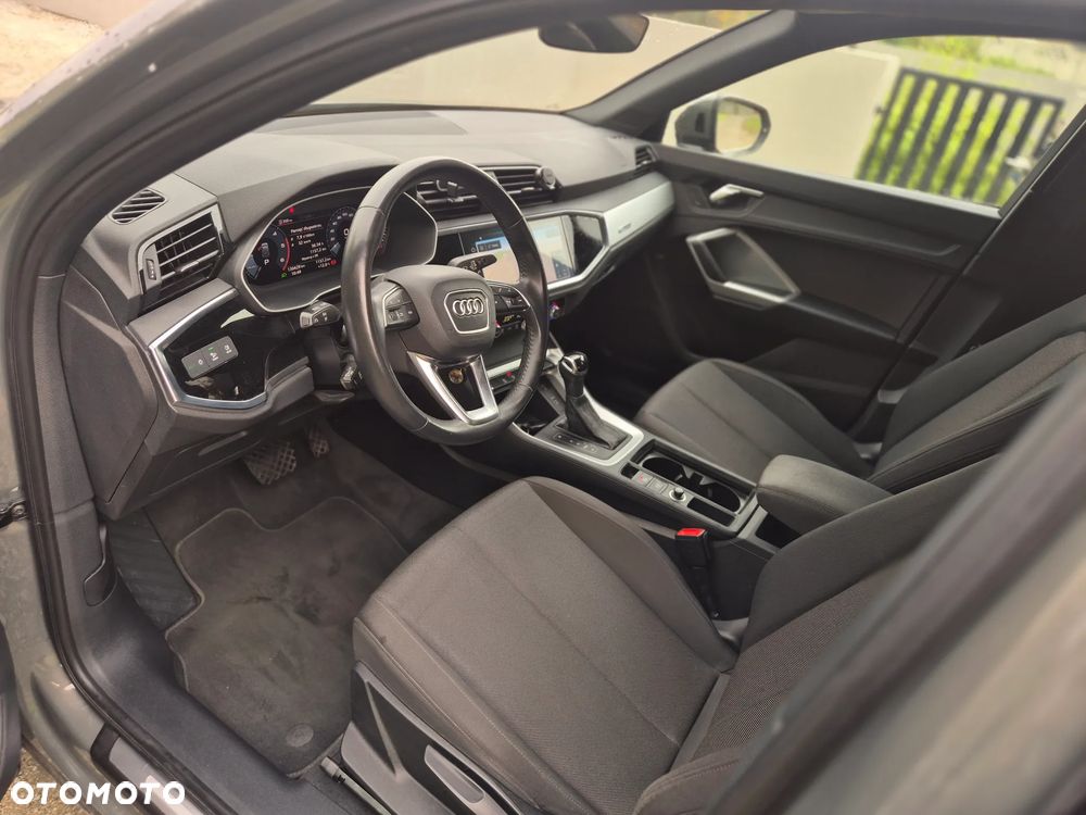Audi Q3 - 11
