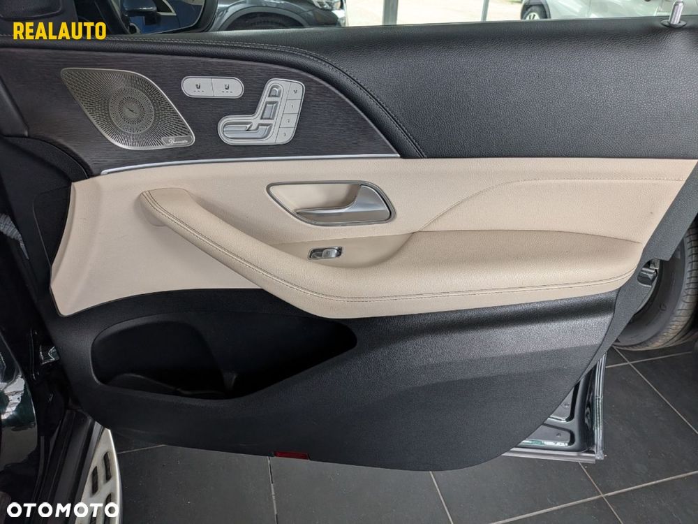 Mercedes-Benz GLE 400 d 4Matic 9G-TRONIC AMG Line - 25