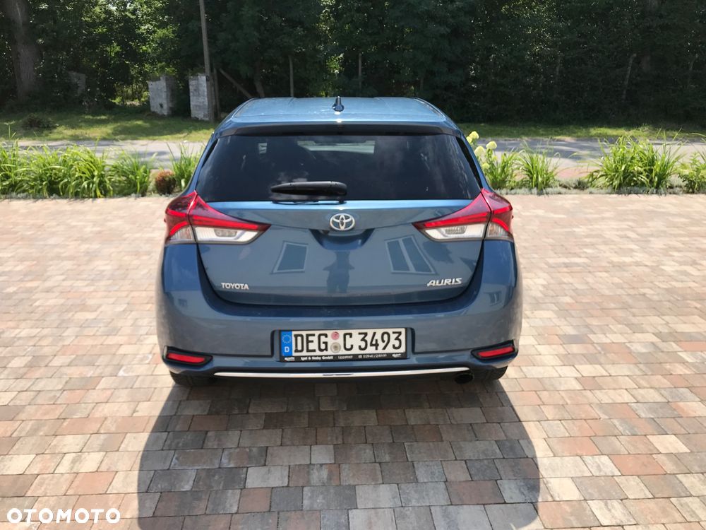 Toyota Auris - 5
