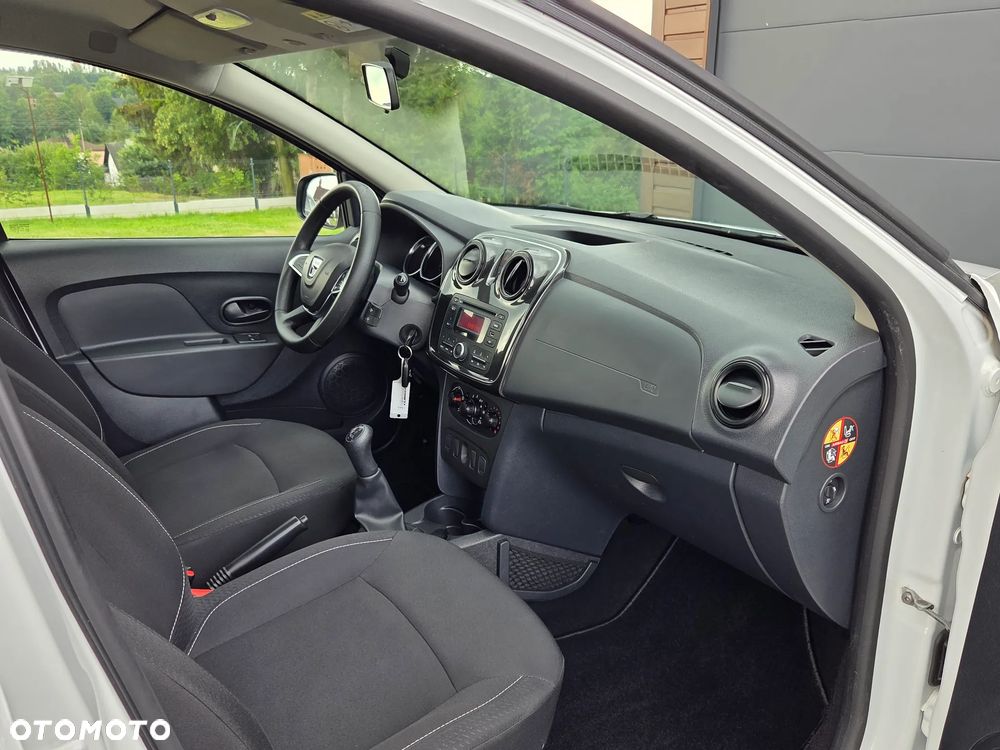 Dacia Sandero - 6