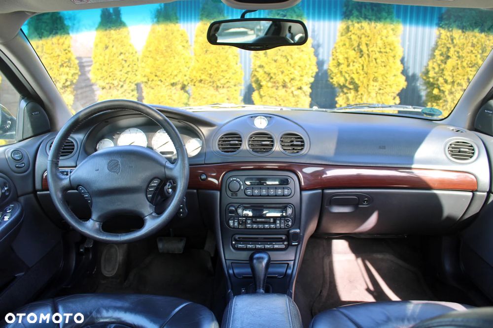 Chrysler 300M - 19