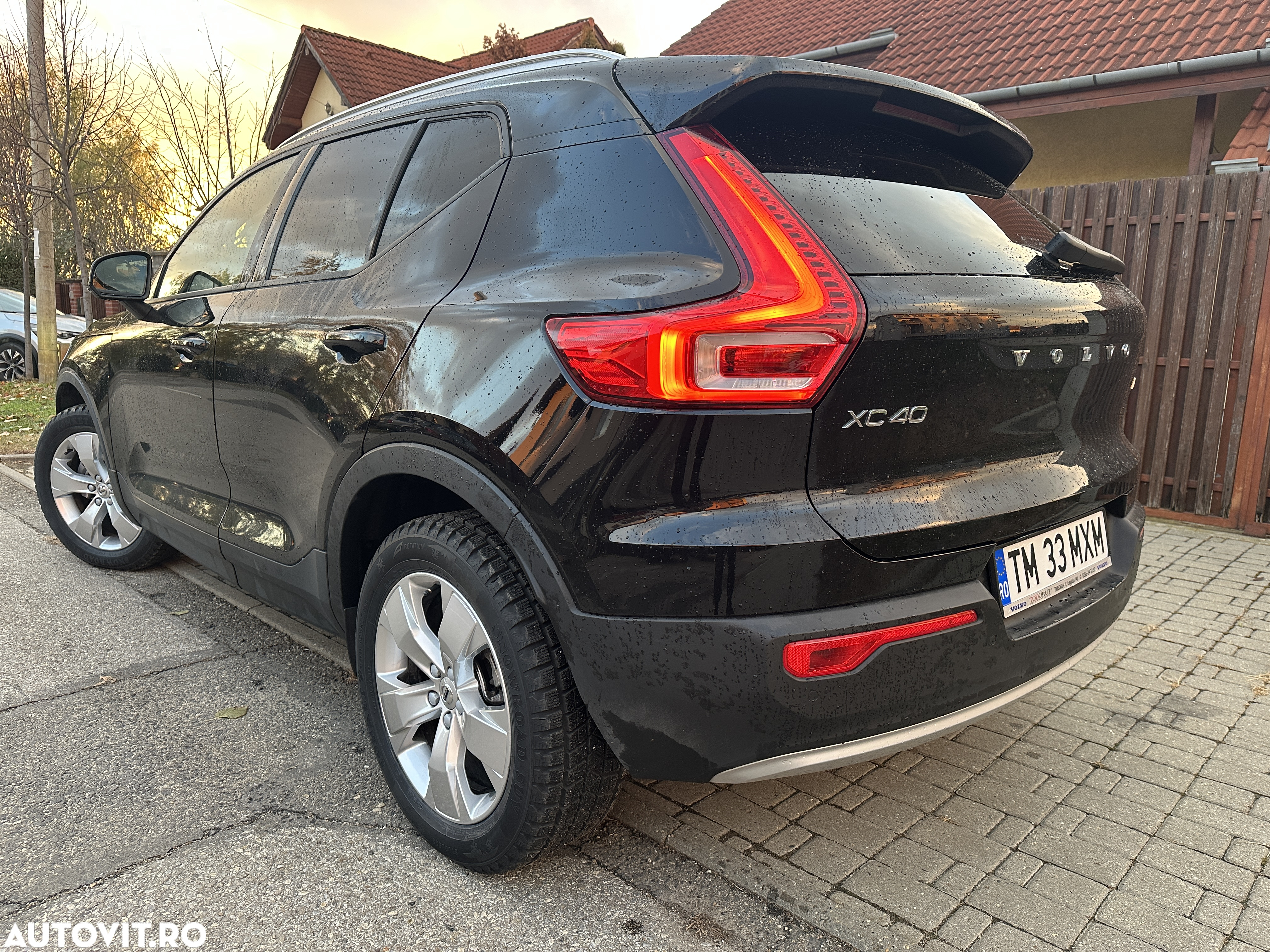 Volvo XC 40 T3 AT8 Momentum Pro - 2