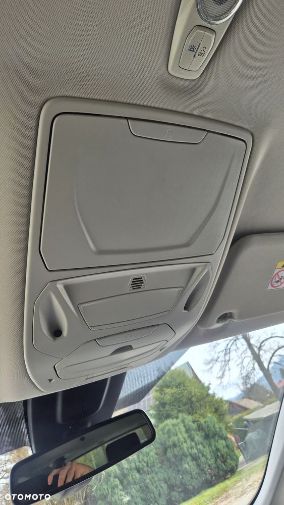 Ford C-MAX 1.5 TDCi Start-Stop-System Titanium - 8