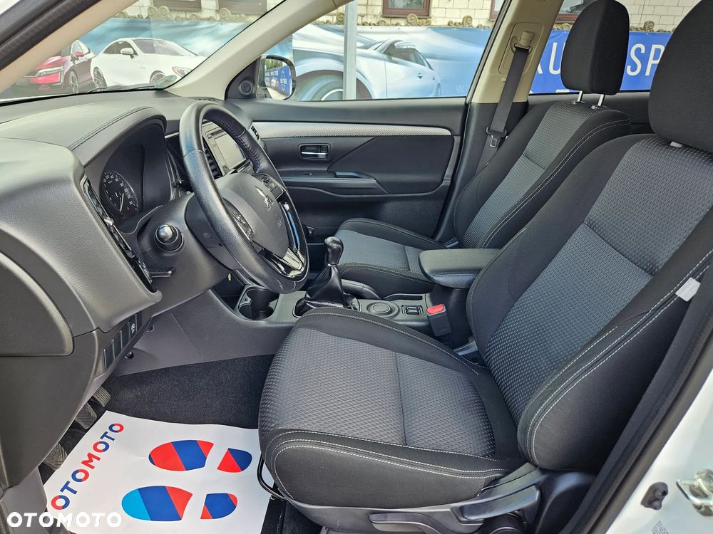 Mitsubishi Outlander 2.0 2WD Diamant - 20
