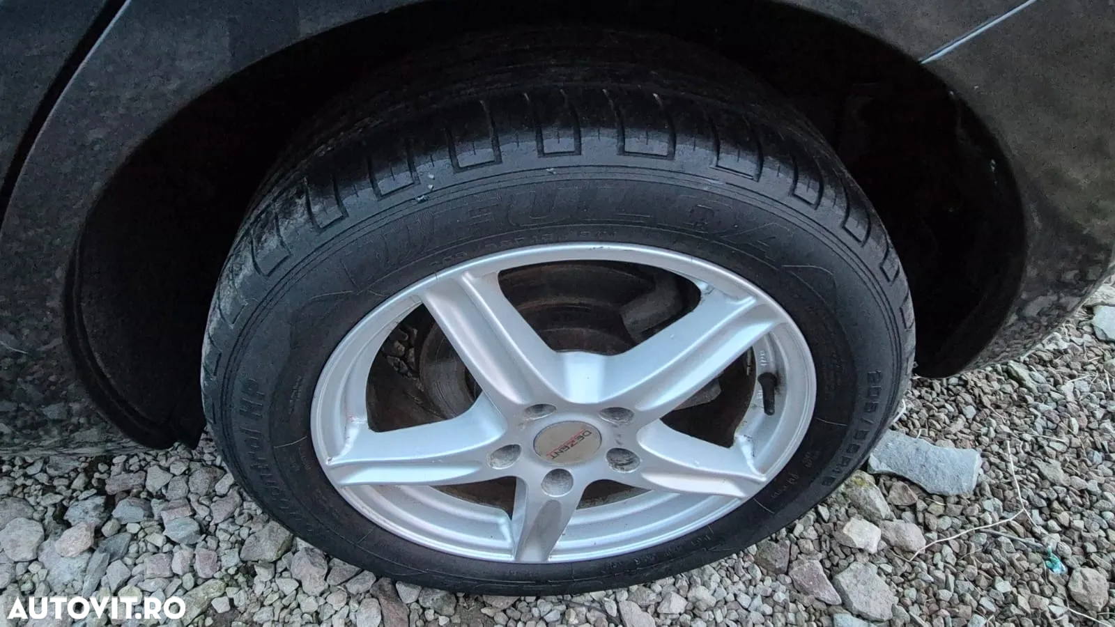 Toyota Auris 1.6 Sol - 19