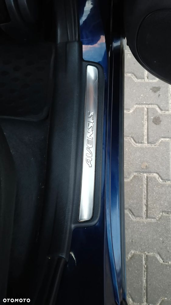 Toyota Avensis 2.0 D-4D Sol - 7