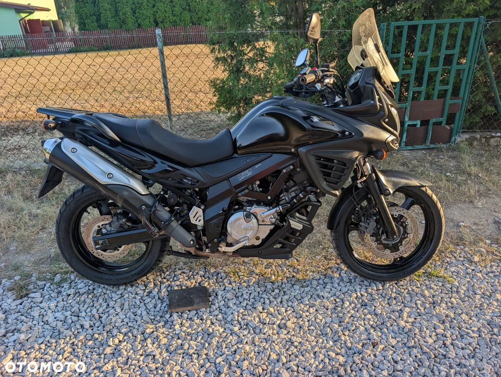 Suzuki V-STROM - 8