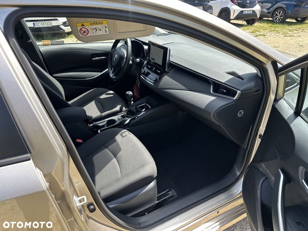 Toyota Corolla - 8