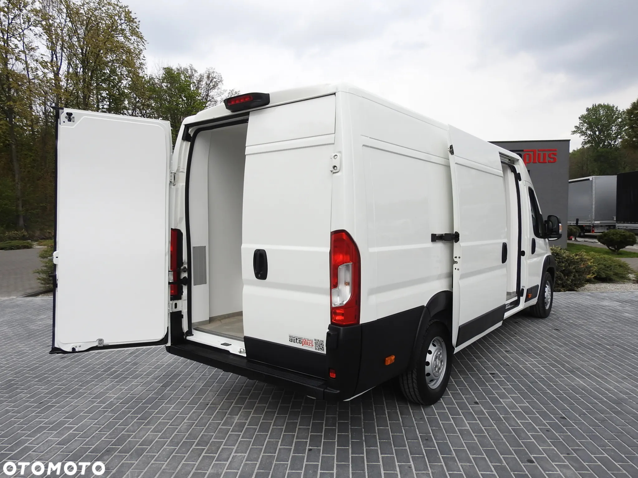 Peugeot BOXER FURGON CHŁODNIA 0*C TEMPOMAT NAWIGACJA KLIMATYZACJA 135KM [ S45902 ] - 4