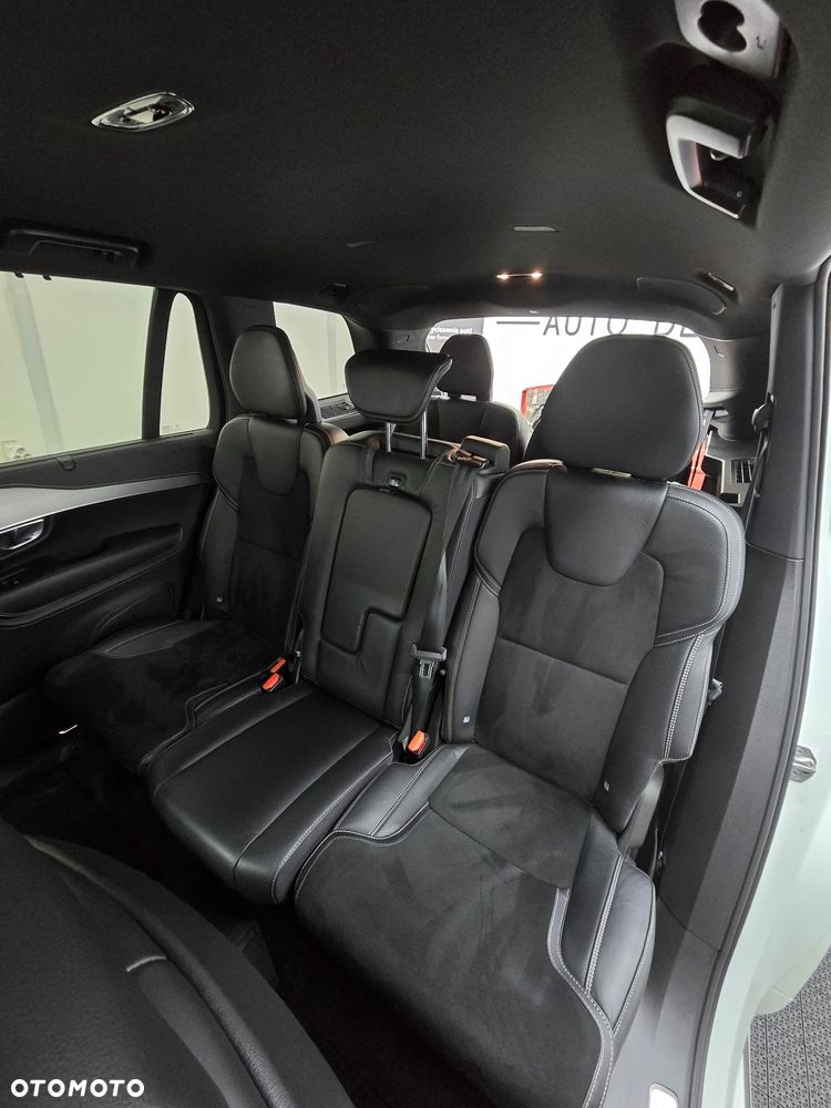 Volvo XC 90 D5 AWD R-Design 7os - 10