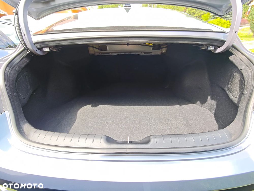 Hyundai Elantra 1.6 Modern - 15