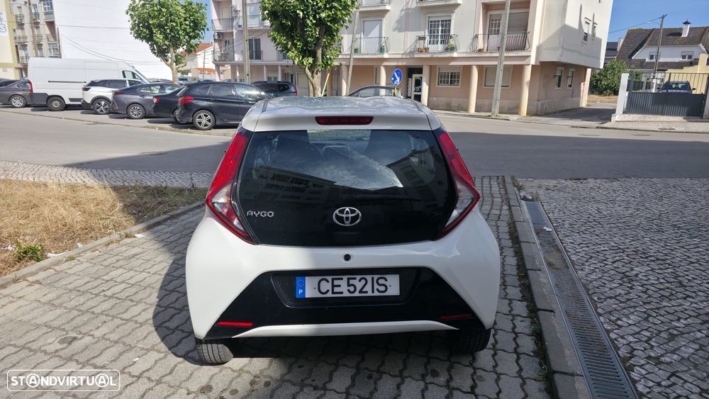 Toyota Aygo 1.0 X-Play Plus MM - 8