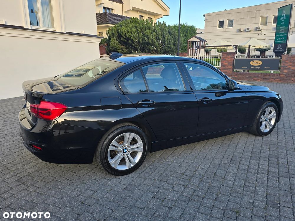 BMW Seria 3 320d Edition M Sport Shadow - 9