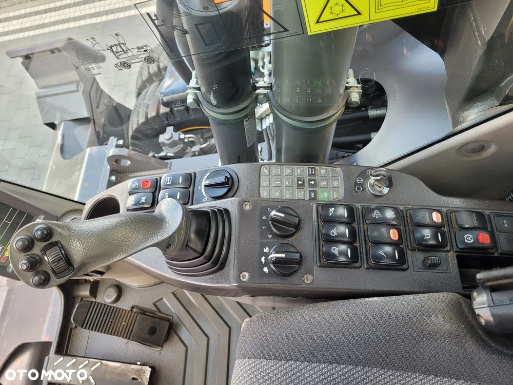 Volvo EW160D / ROTOTILT ze szczypcami / 8500h / serwisowana / - 30
