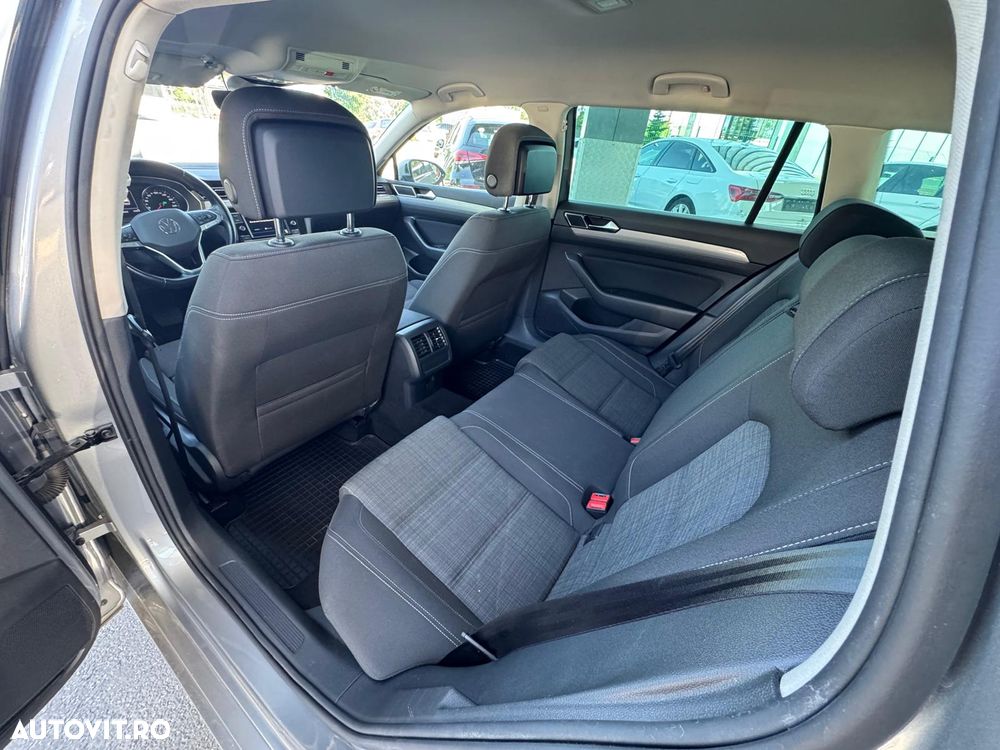 Volkswagen Passat 2.0 TDI DSG Comfortline - 13