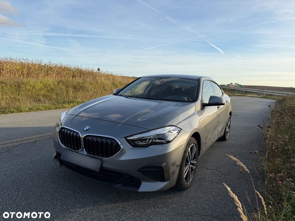 BMW Seria 2 218i - 2