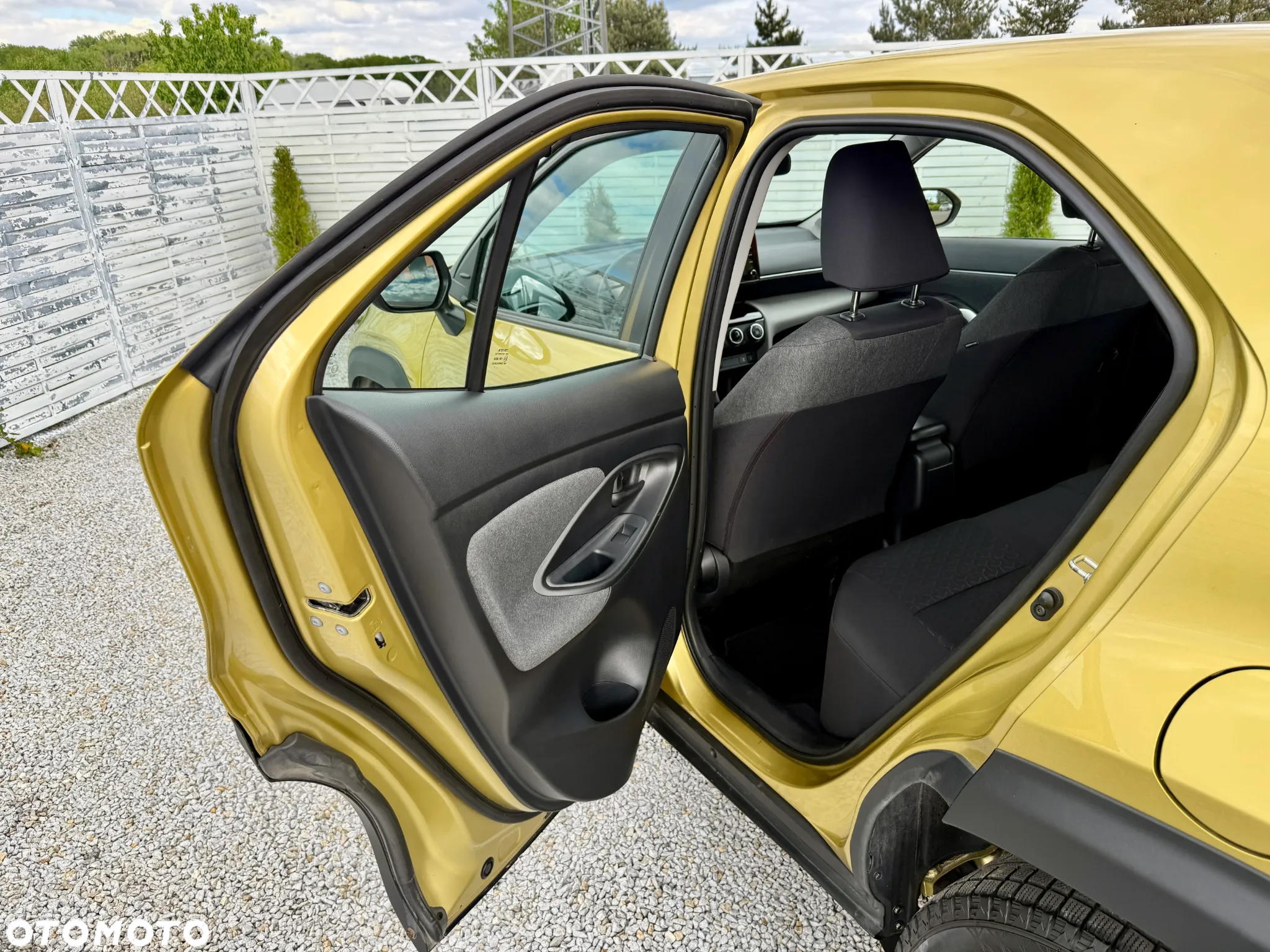 Toyota Yaris Cross 1.5 Comfort CVT - 33