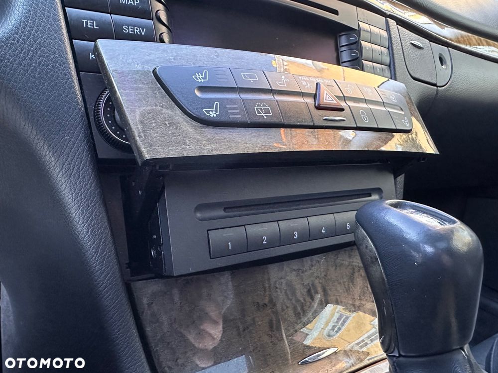 Mercedes-Benz Klasa E - 12