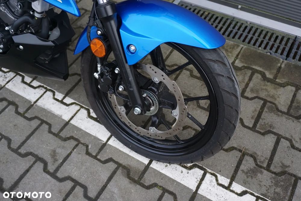 Suzuki GSX - 10