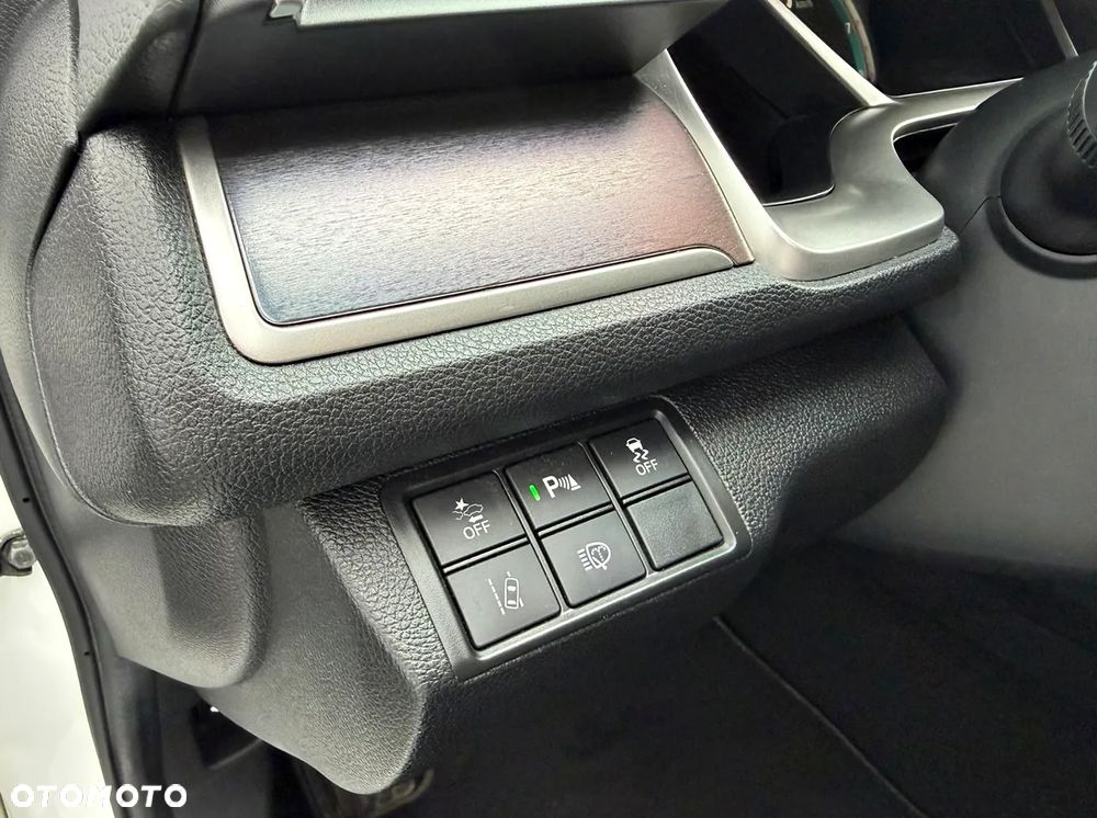 Honda Civic 1.5 i-VTEC Turbo CVT Executive - 28